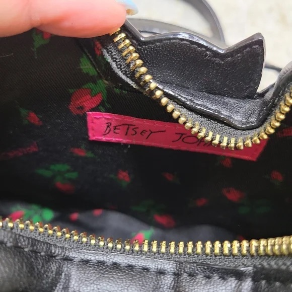 NWT Betsey Johnson Kitsch Bat "Going Batty" Handbag Crossbody RARE! - Picture 7 of 7